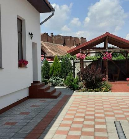 Hotel La Principessa Oradea Exterior foto